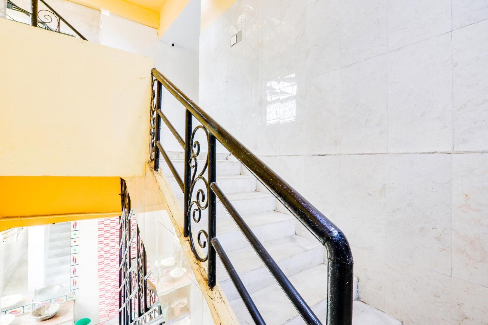 Hotel O City Inn Luxury Rooms Warangal Eksteriør bilde